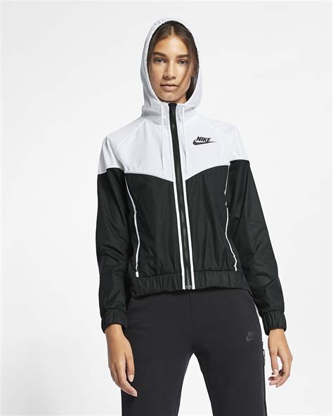 Nike windbreaker women